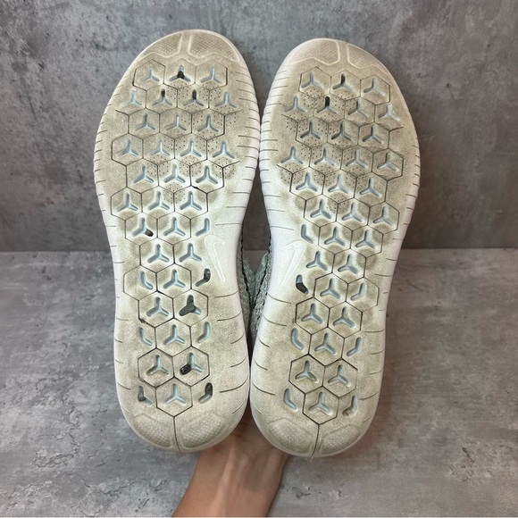 Nike Free Run Flyknit Running Shoes 942839-100 Womens sz 7 - white - Picture 5 of 6